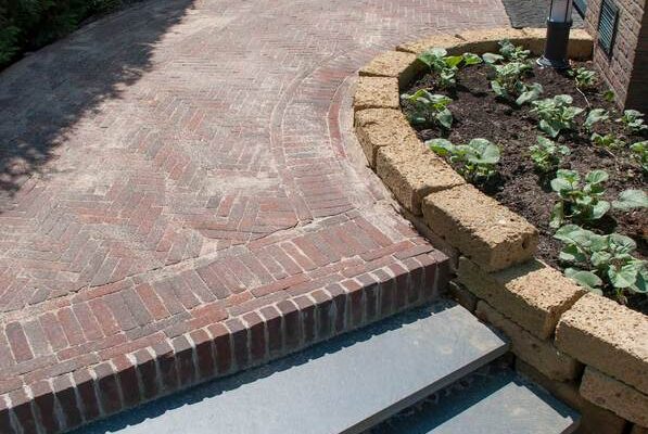 120a765e110f918ca48fc92388e7cc7f_f557