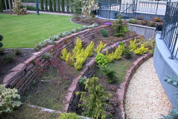 28044db02ff791a322a4b83f563aa4c9_f587