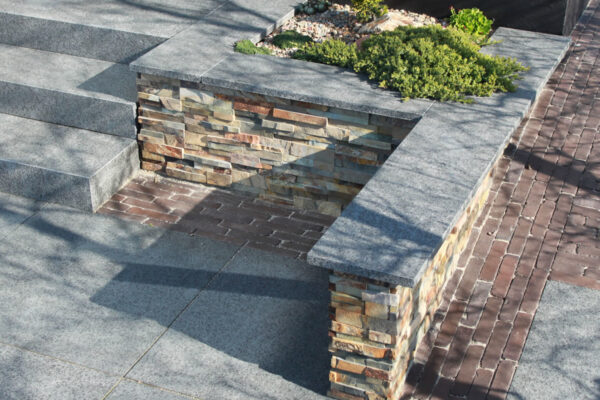 3de08ab3b9df74485959e705a6aa7a80_f202