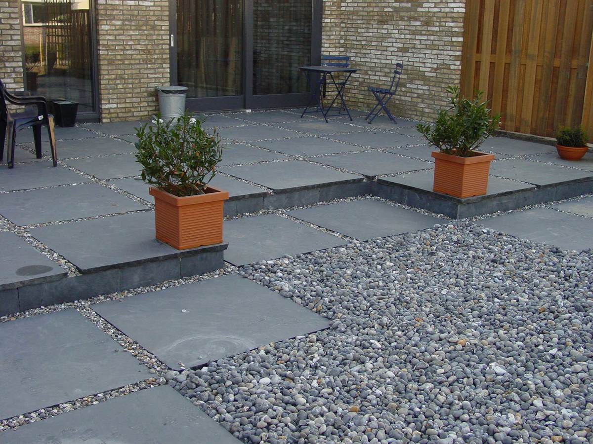 Indgangsparti med skifer fliser