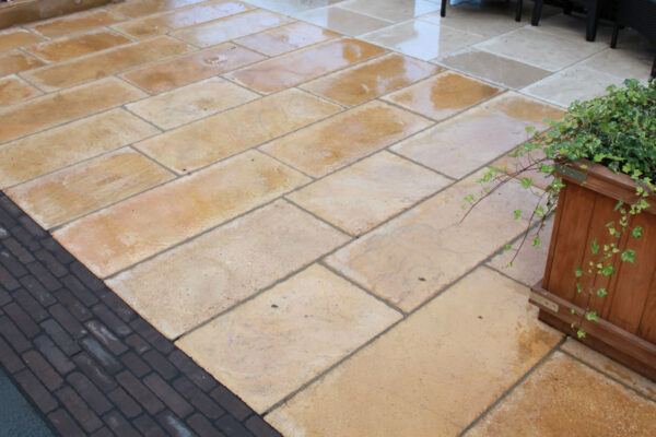 5e1293b4b0088d69076d15c1a84bed44_f425