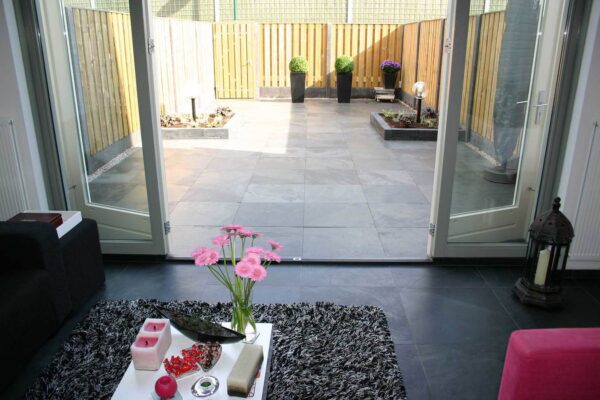 606f8b125d66e02ca94f3bea2257b725_f585