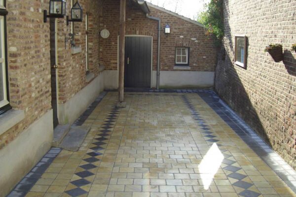 e66dbbe2c387d96e7f582c05639b377f_f458