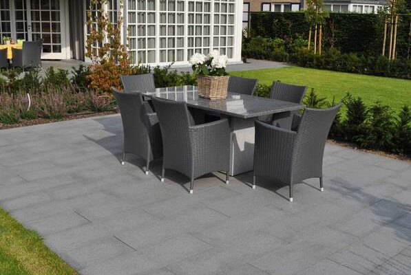 Granitfliser på terrasse