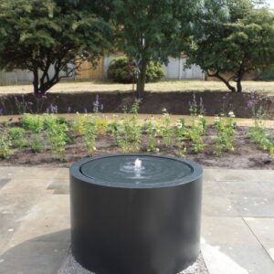 Rundt Springvand i aluminium